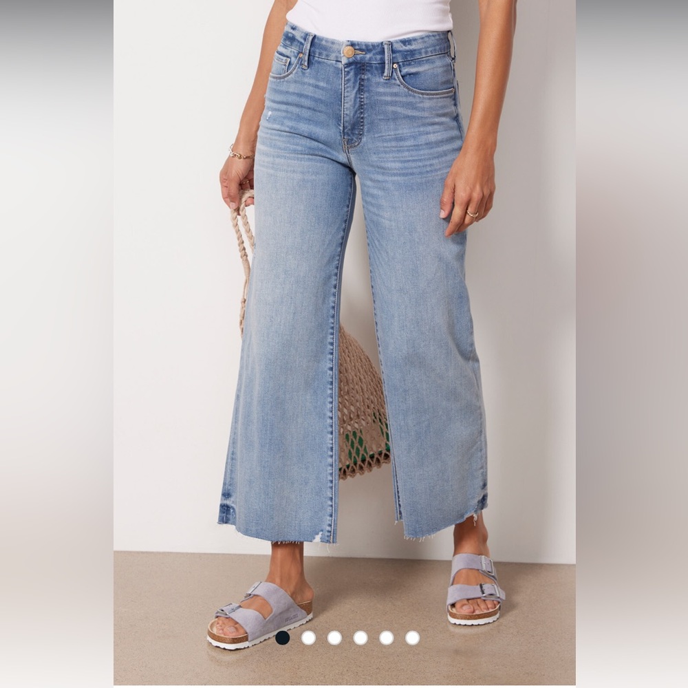 Kut from the Kloth wide leg jeans